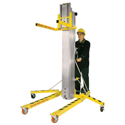 Sumner Material Lifts and Contractor Lifts