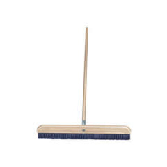 Kraft CC164 18in Wood Concrete Finishing Broom with Handle CC164