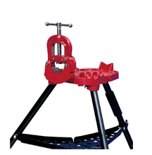 Reed - R40+ - Yoke Vise on Tripod (1/8in - 2-1/2in Capacity) - 02311 R40