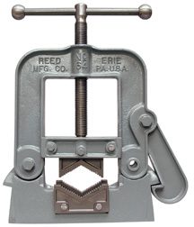 Reed - 65 - Yoke Pipe Vise ( 1in - 8in Capacity) - 02470 65