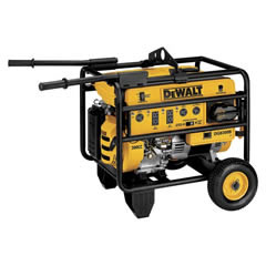 Dewalt - DG6300B - 6300 Watt Commercial DEWALT Generator with 18V Battery Start DG6300B